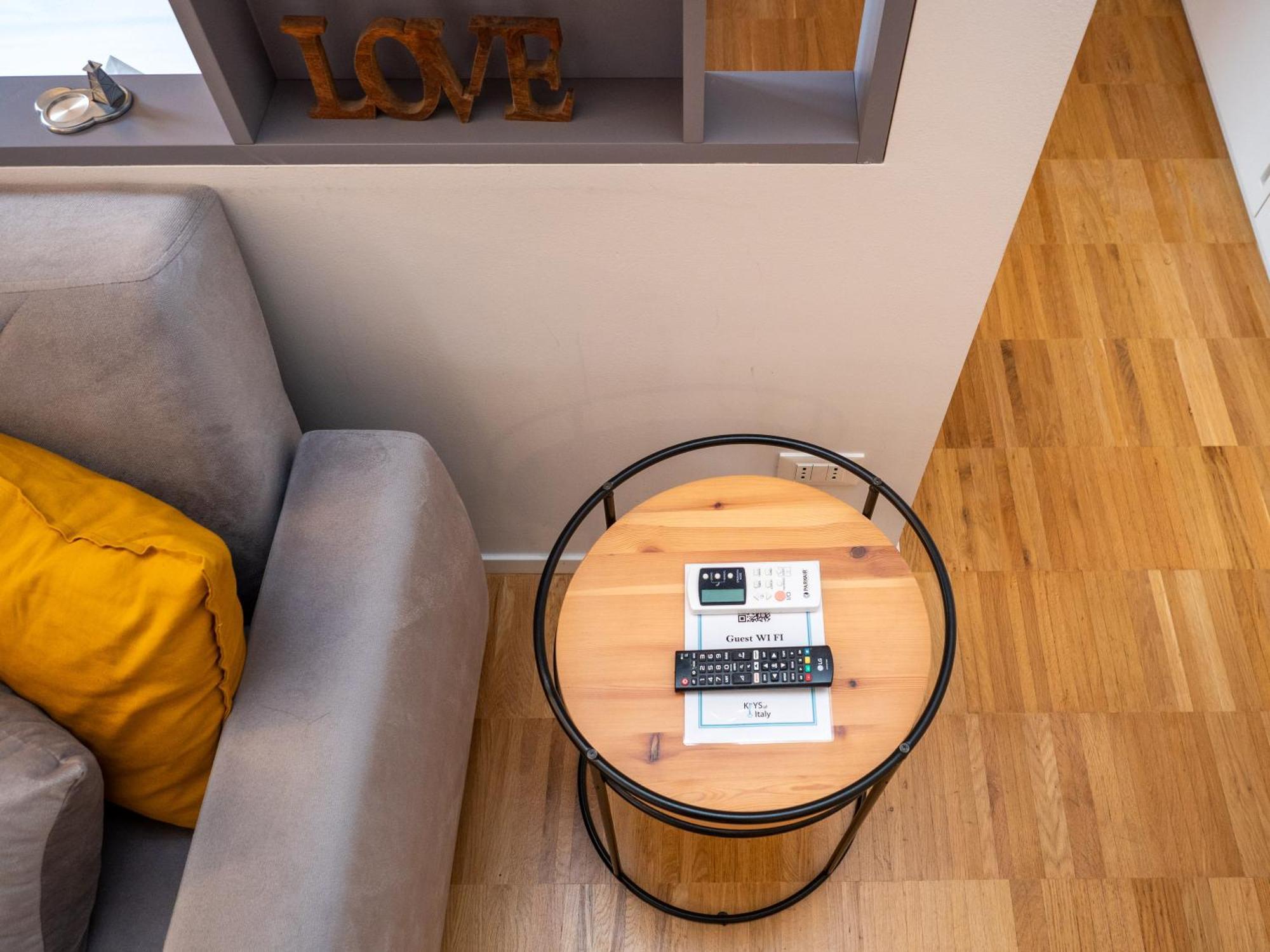Keys Of Italy - Melloni 4 / Mustard Revolution Apartment Milano Exterior foto